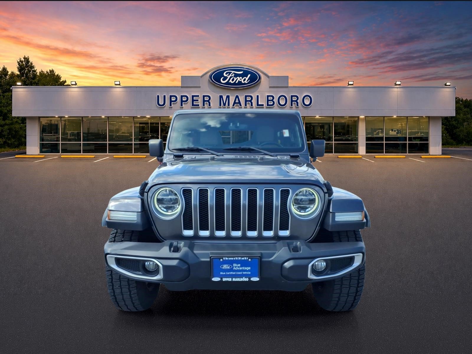 Used 2018 Jeep Wrangler Unlimited Sahara AWD/4WD image 3