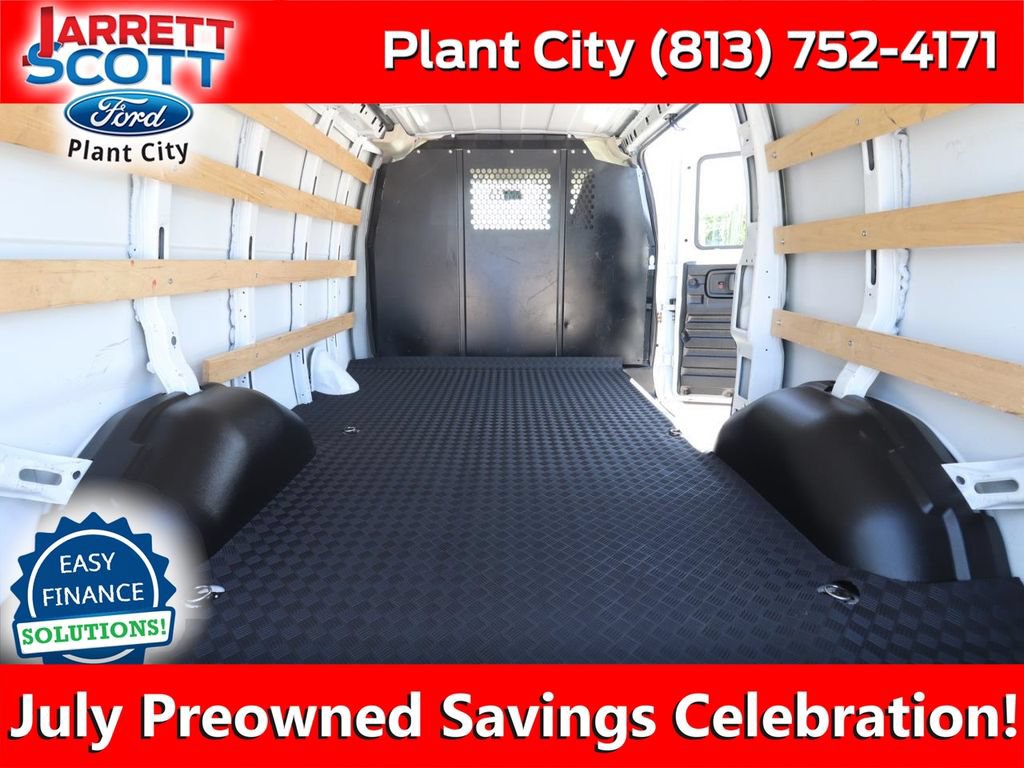 Used 2024 Chevrolet Express 2500 w/ Driver Convenience Package RWD video 1