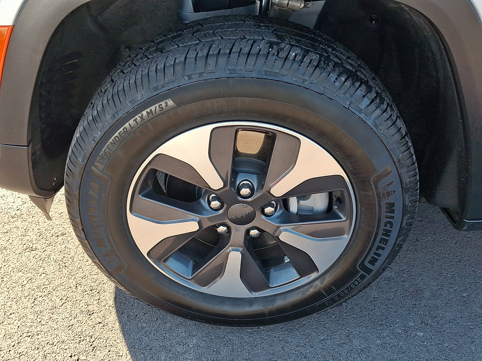 Used 2022 Jeep Grand Cherokee Limited 4xe w/ Luxury Tech Group II image 28