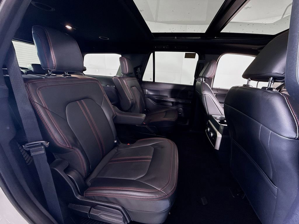 Certified 2022 Ford Expedition Limited image 30