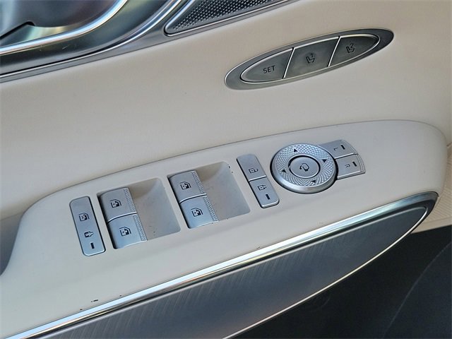 Used 2022 Genesis GV70 2.5T w/ Select Package image 18