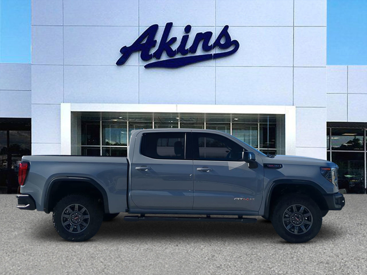 Used 2024 GMC Sierra 1500 AT4X image 5
