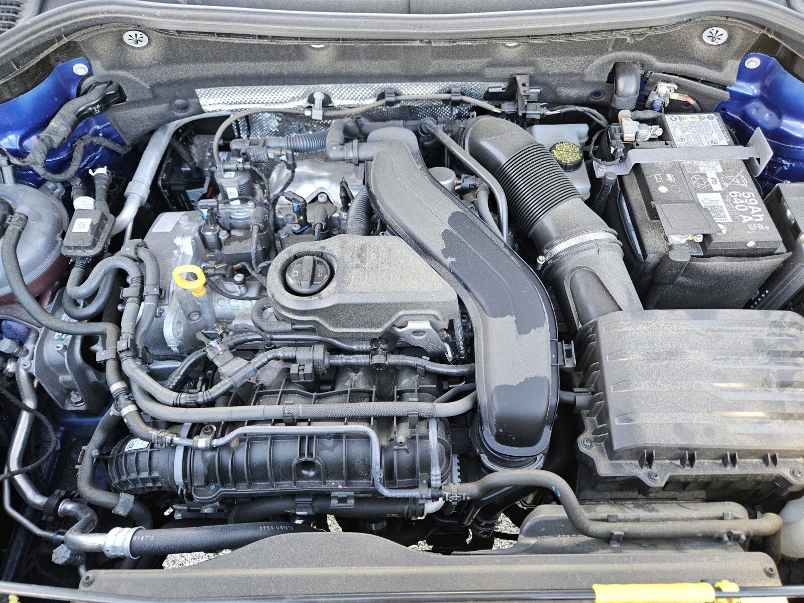 Used 2024 Volkswagen Taos SE image 31