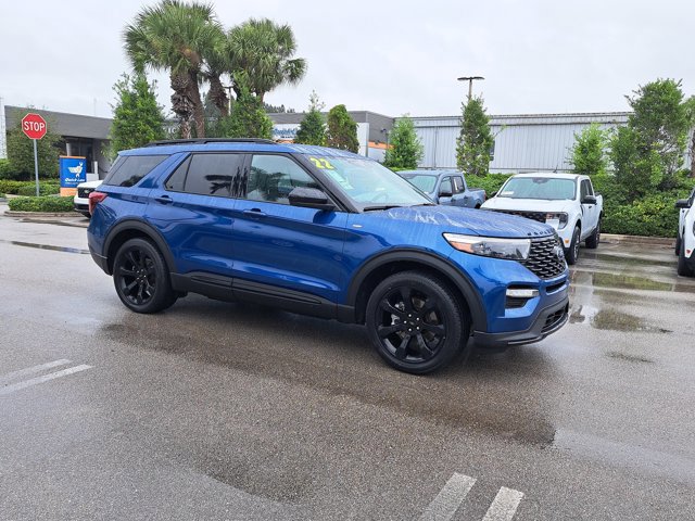 Certified 2022 Ford Explorer ST-Line w/ Class IV Trailer Tow Package image 32