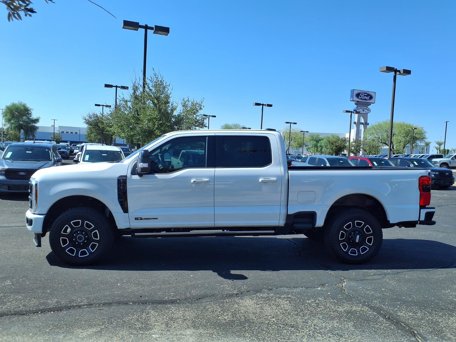 Certified 2025 Ford F250 Platinum AWD/4WD image 3