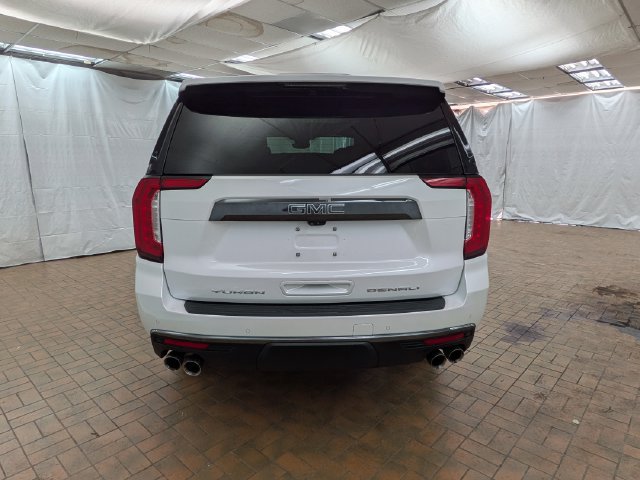 Used 2023 GMC Yukon Denali Ultimate AWD/4WD image 6