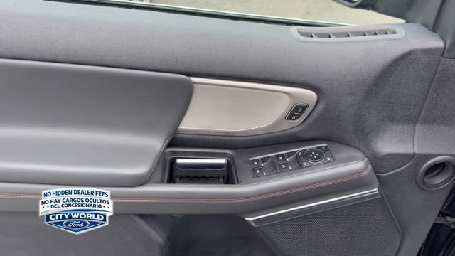 Certified 2025 Ford Expedition Active AWD/4WD image 7