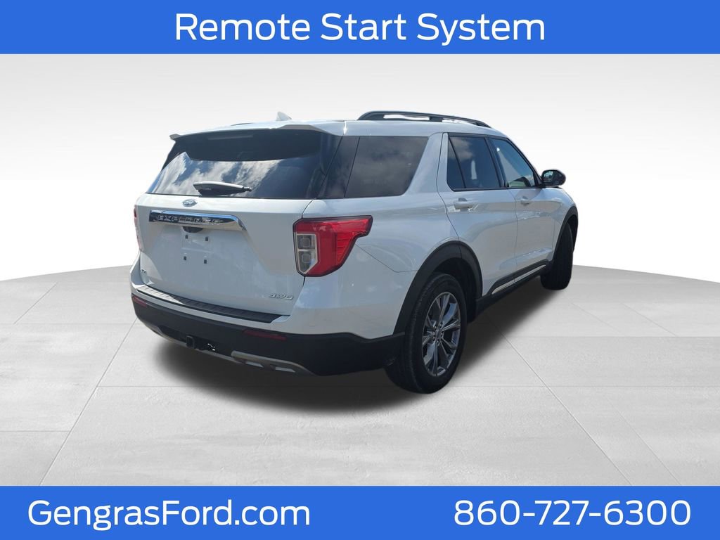 Certified 2022 Ford Explorer XLT w/ Equipment Group 202A image 9
