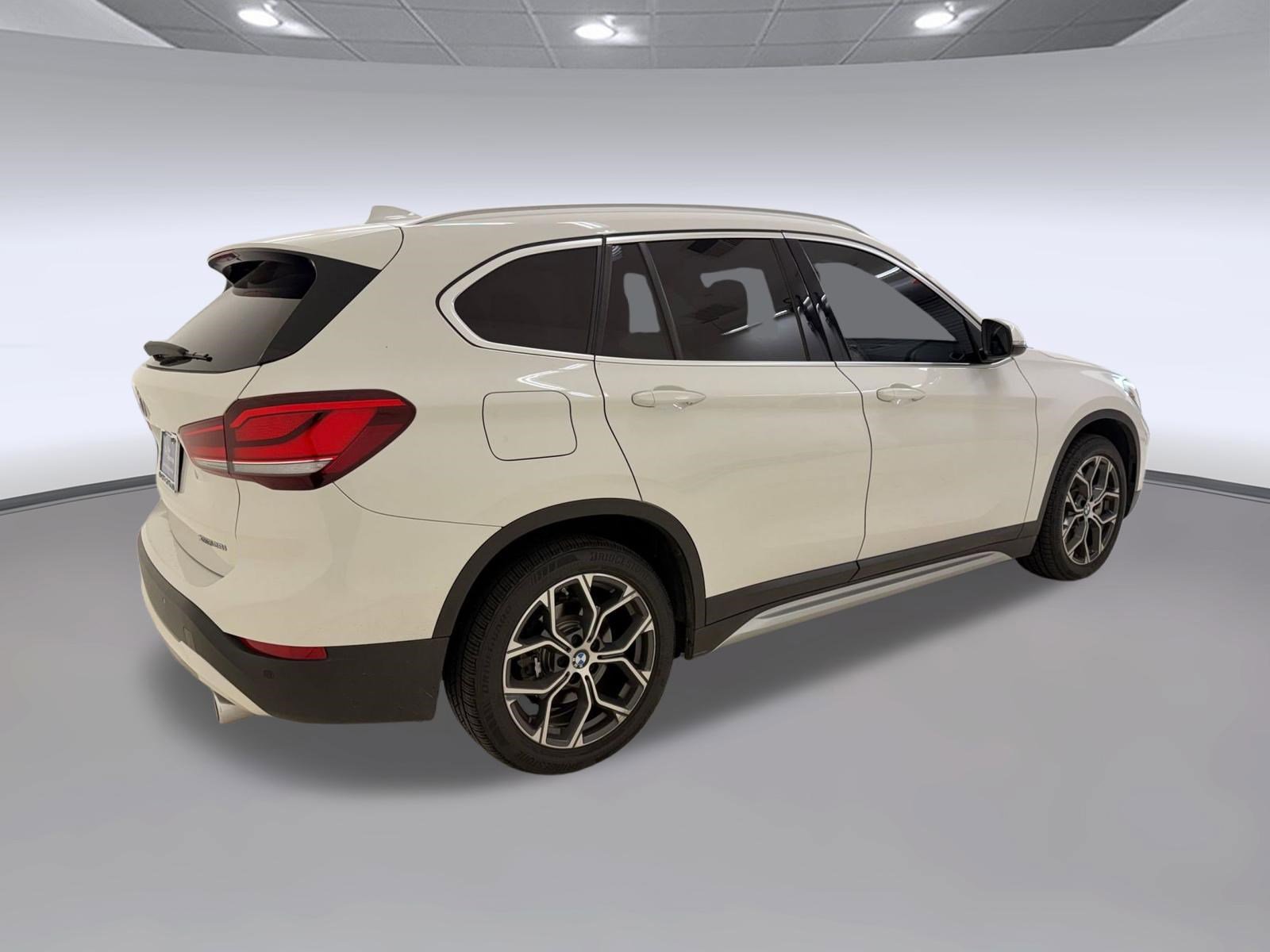 Used 2021 BMW X1 xDrive28i w/ Premium Package AWD/4WD image 9