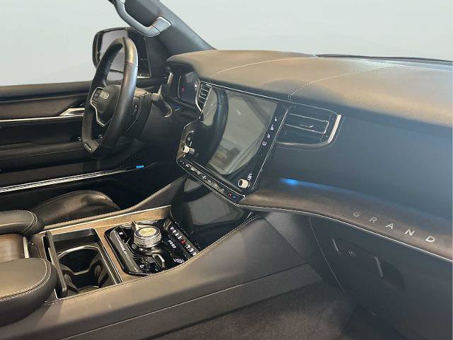 Used 2022 Jeep Grand Wagoneer Series I AWD/4WD image 29