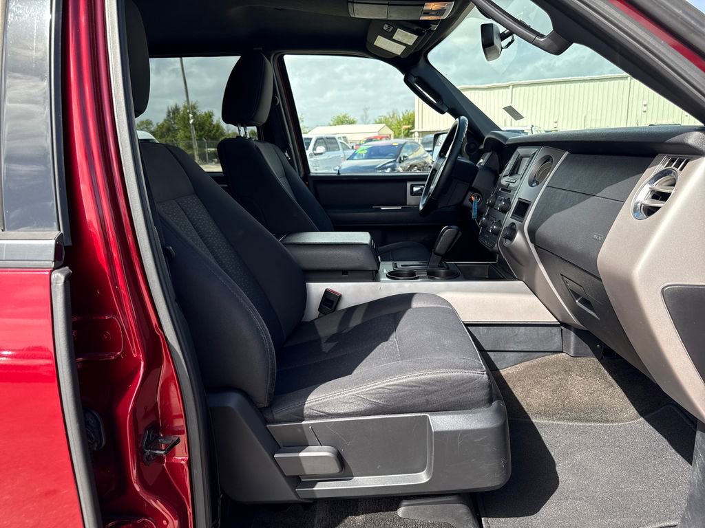 Certified 2017 Ford Expedition EL XLT image 22