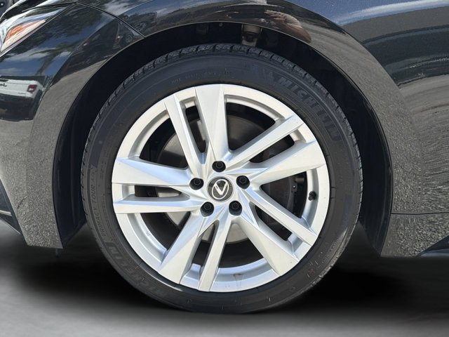 Used 2024 Lexus IS 300 w/ Comfort Package RWD image 33