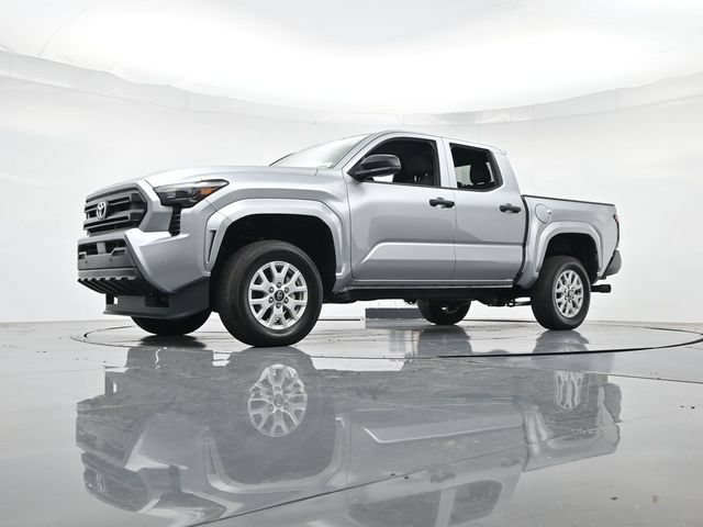 Used 2024 Toyota Tacoma SR w/ SR Upgrade Package AWD/4WD image 32
