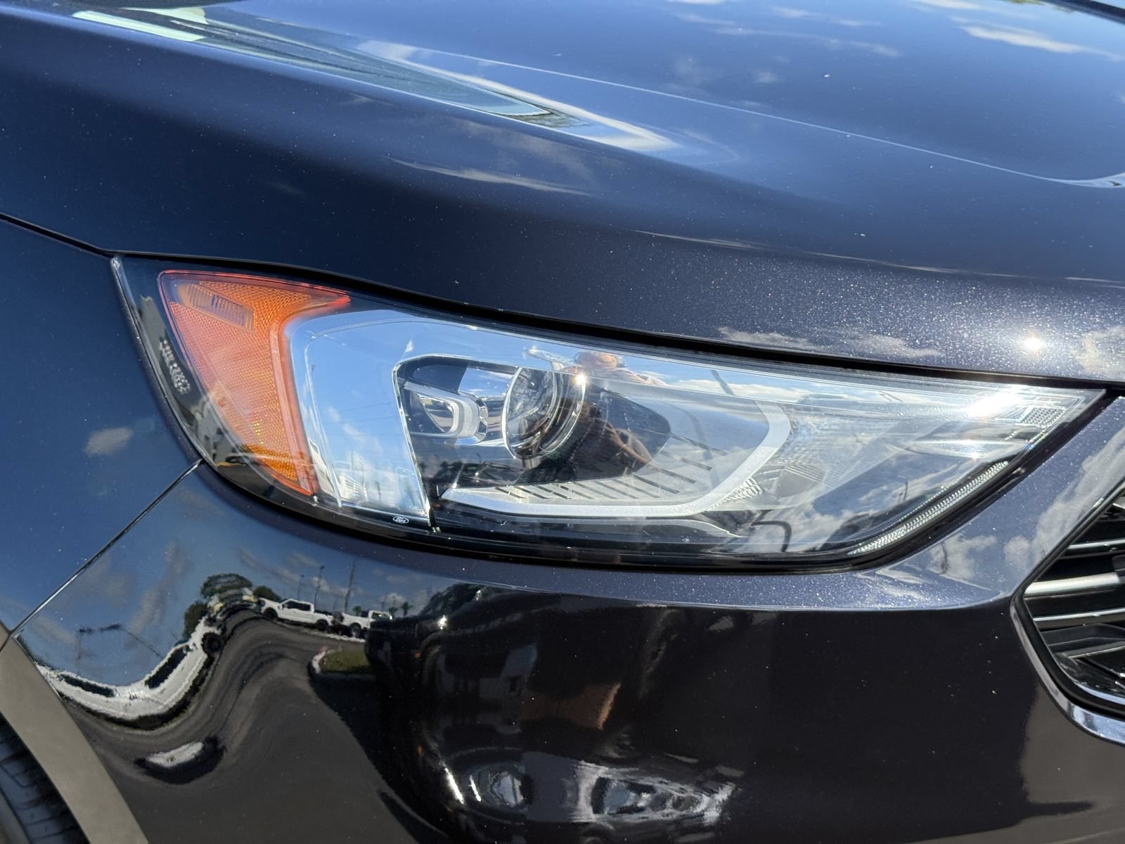 Certified 2023 Ford Edge SE w/ Black Appearance Package AWD/4WD image 10