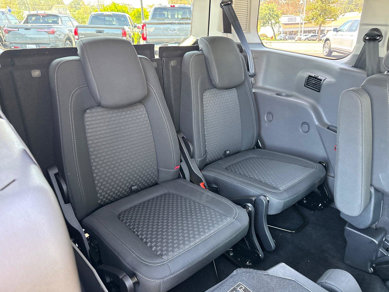 Certified 2023 Ford Transit Connect XLT FWD image 18