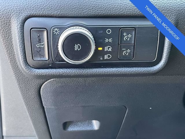 Certified 2023 Ford Explorer XLT w/ Equipment Group 202A RWD image 15
