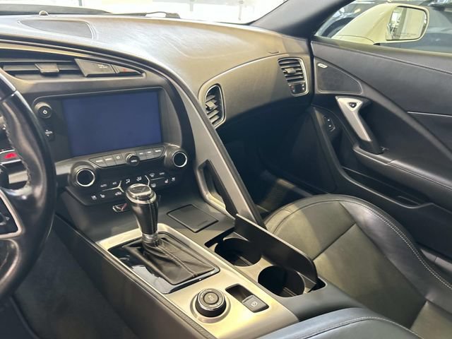 Used 2019 Chevrolet Corvette Stingray Coupe RWD image 15