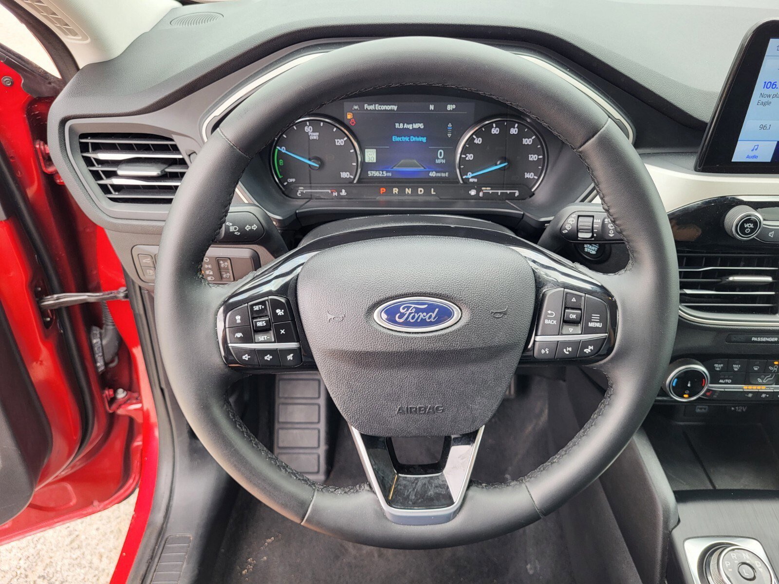 Certified 2022 Ford Escape SEL w/ Class II Trailer Tow Package image 27