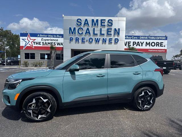 Used 2025 Kia Seltos EX AWD/4WD image 2