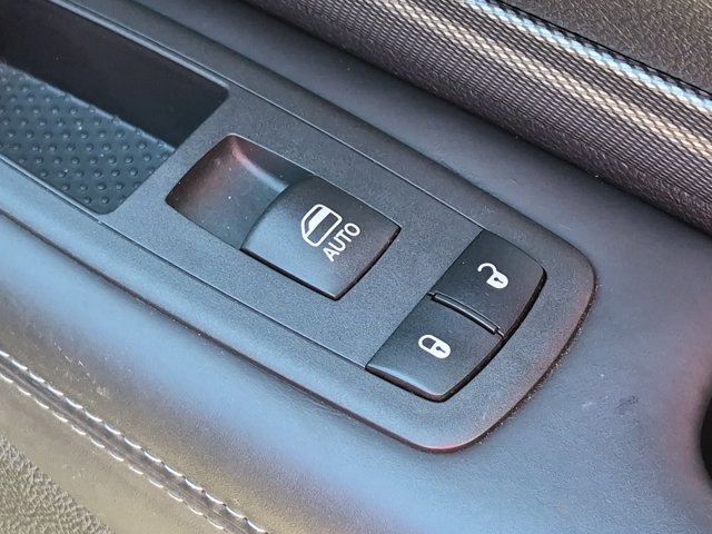 Used 2020 Dodge Durango R/T w/ Blacktop Package AWD/4WD image 40