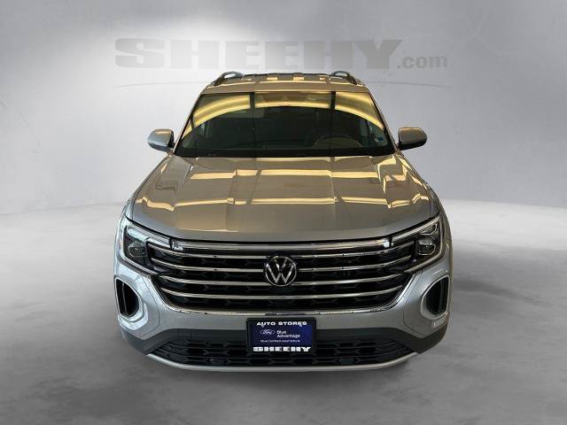 Used 2024 Volkswagen Atlas SE AWD/4WD image 17
