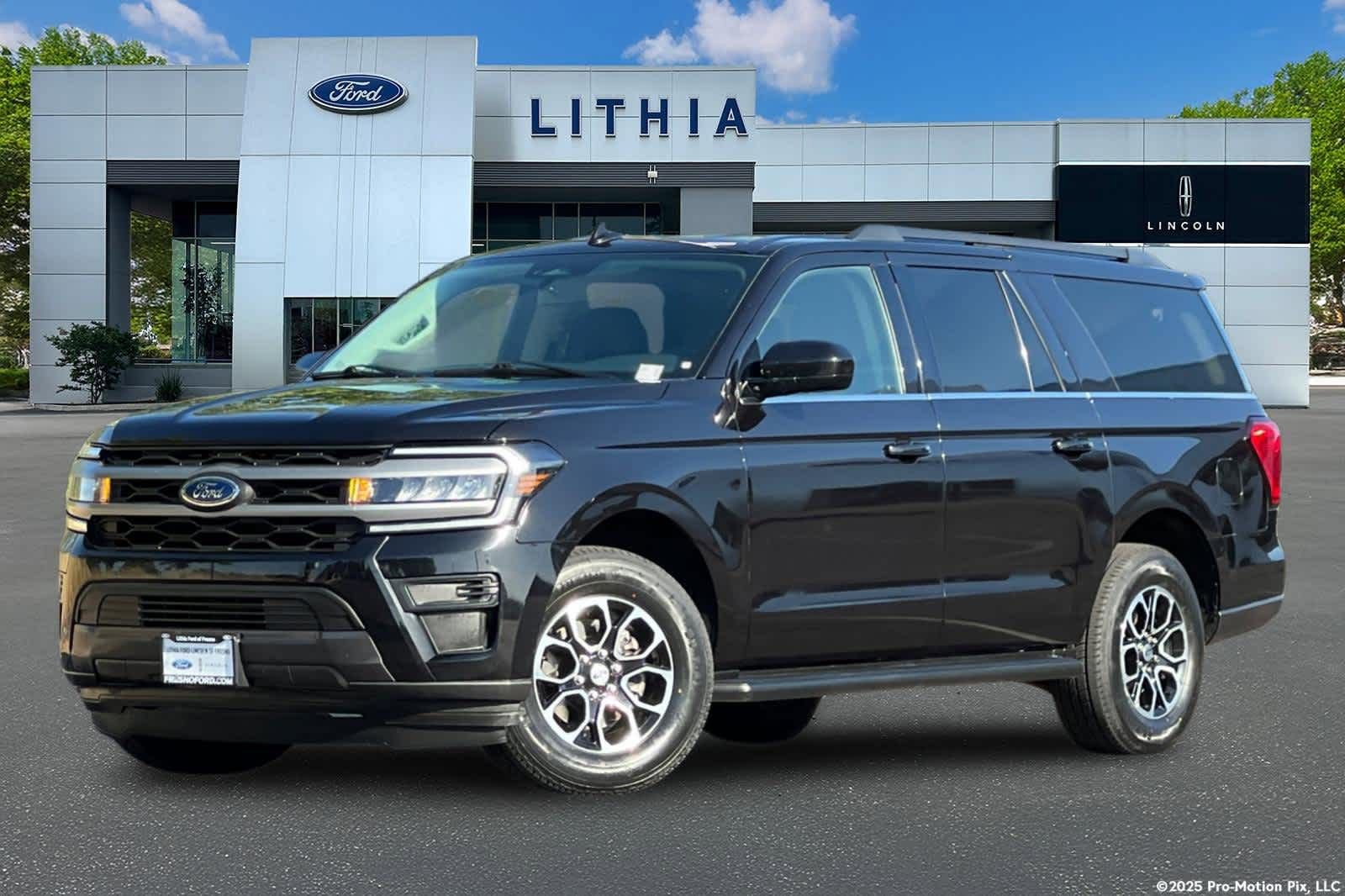Certified 2024 Ford Expedition Max XLT AWD/4WD image 1