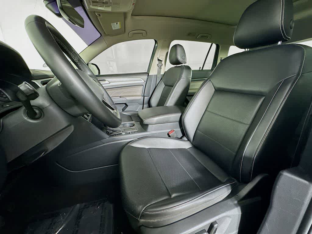 Used 2021 Volkswagen Atlas SE w/ Panoramic Sunroof Package FWD image 11