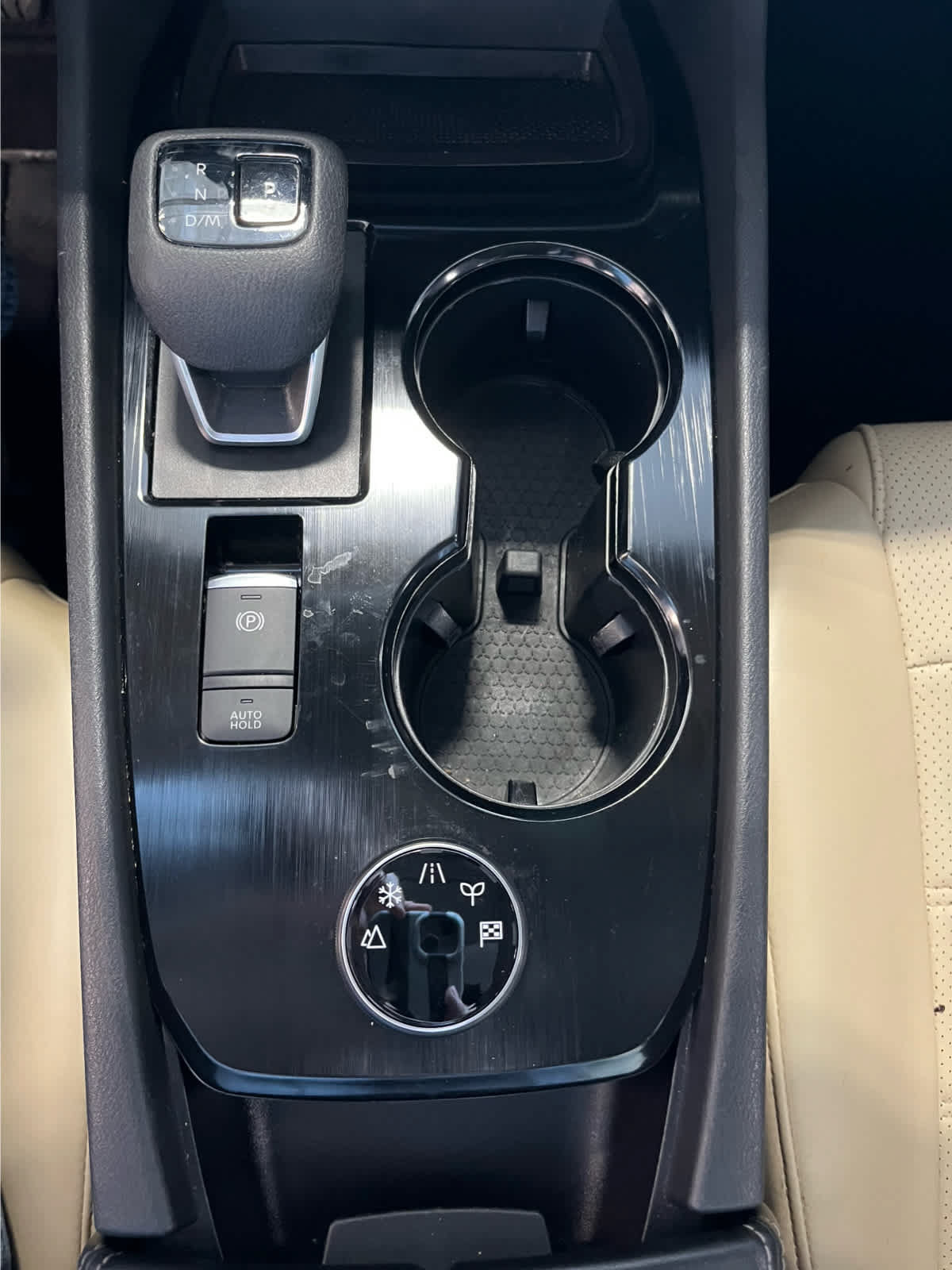 Used 2023 Nissan Rogue SV AWD/4WD image 29
