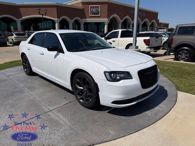 Used 2023 Chrysler 300 Touring w/ Sport Appearance Package RWD image 1