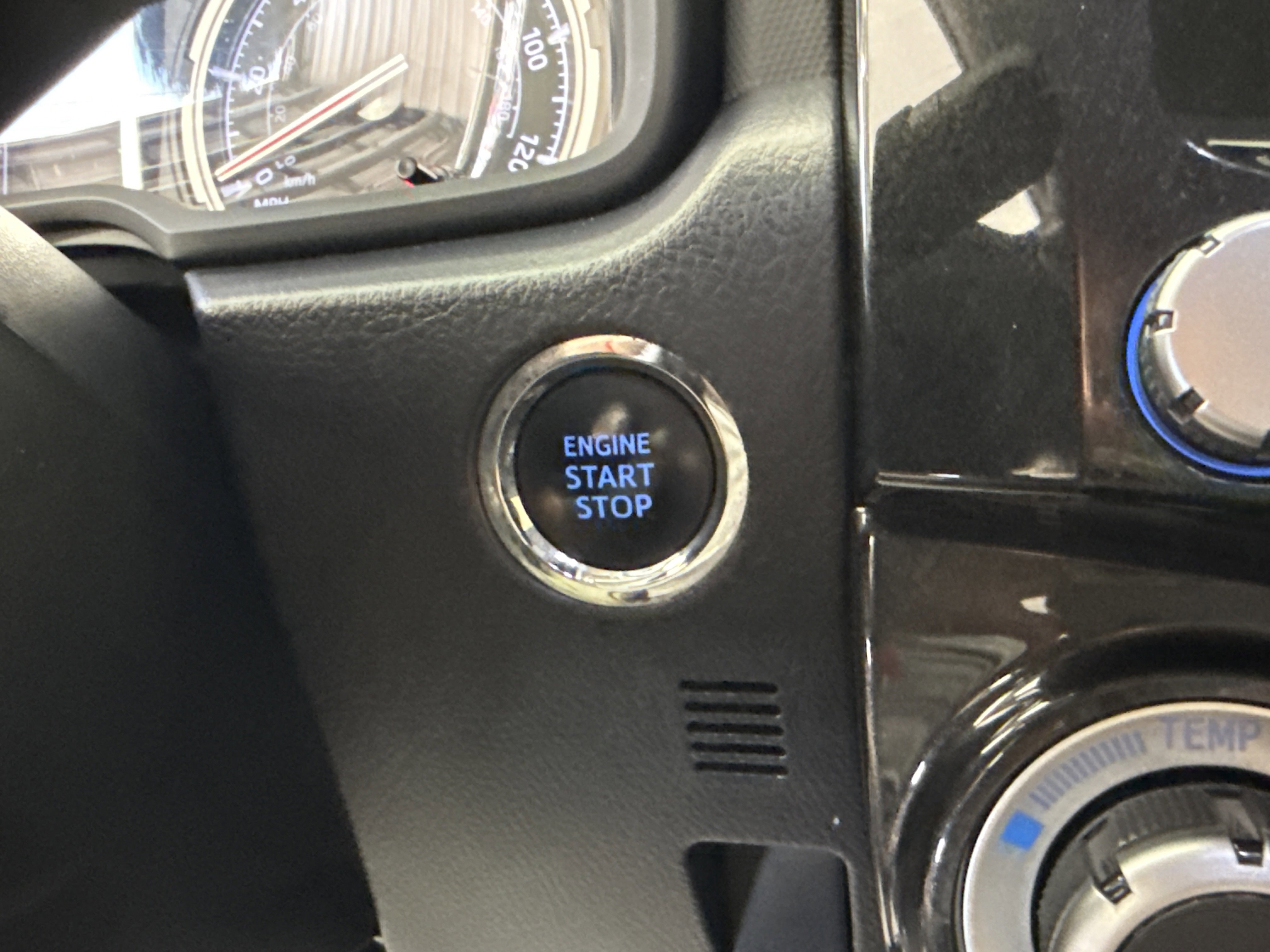 Used 2020 Toyota 4Runner TRD Pro AWD/4WD image 30