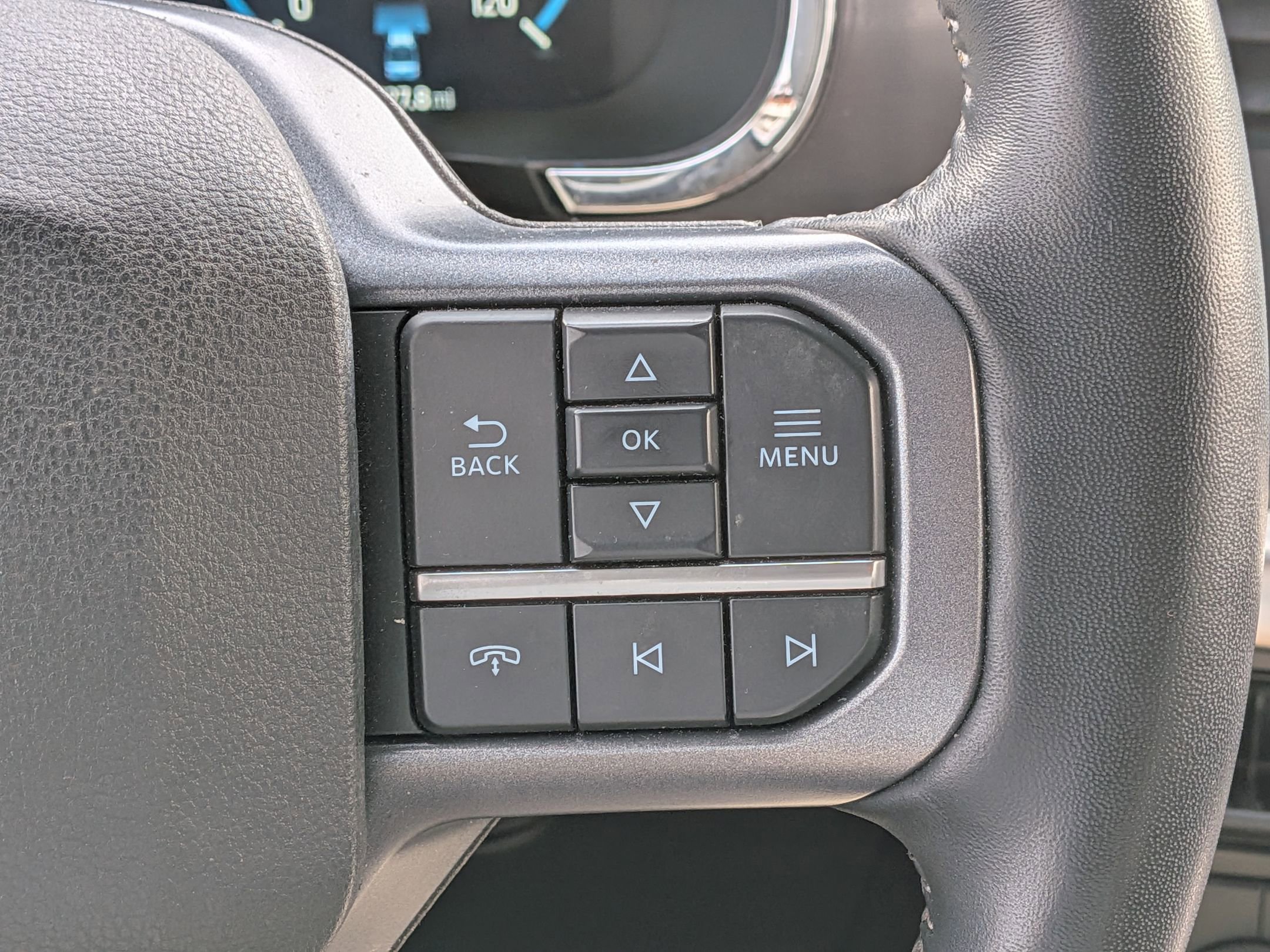 Certified 2023 Ford F150 Lariat w/ Equipment Group 502A High image 21