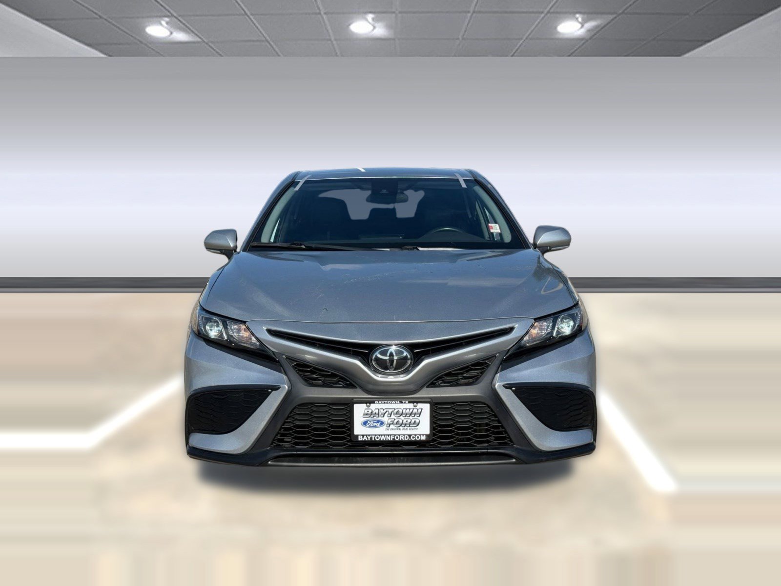Used 2023 Toyota Camry SE image 8
