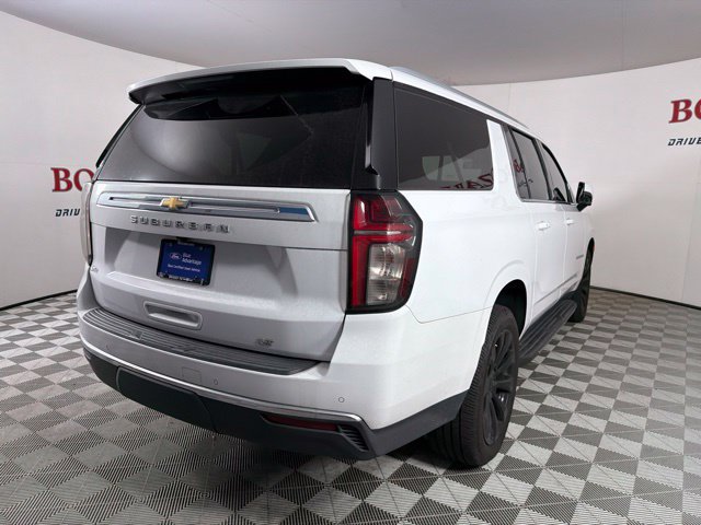 Used 2021 Chevrolet Suburban LT w/ LT Signature Package RWD image 11