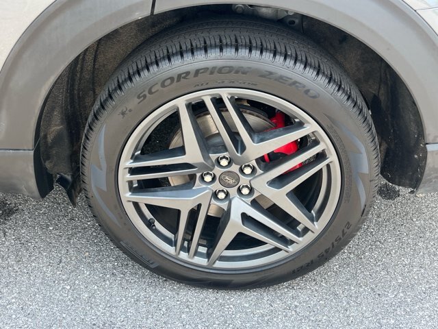 Certified 2025 Ford Explorer ST AWD/4WD image 21