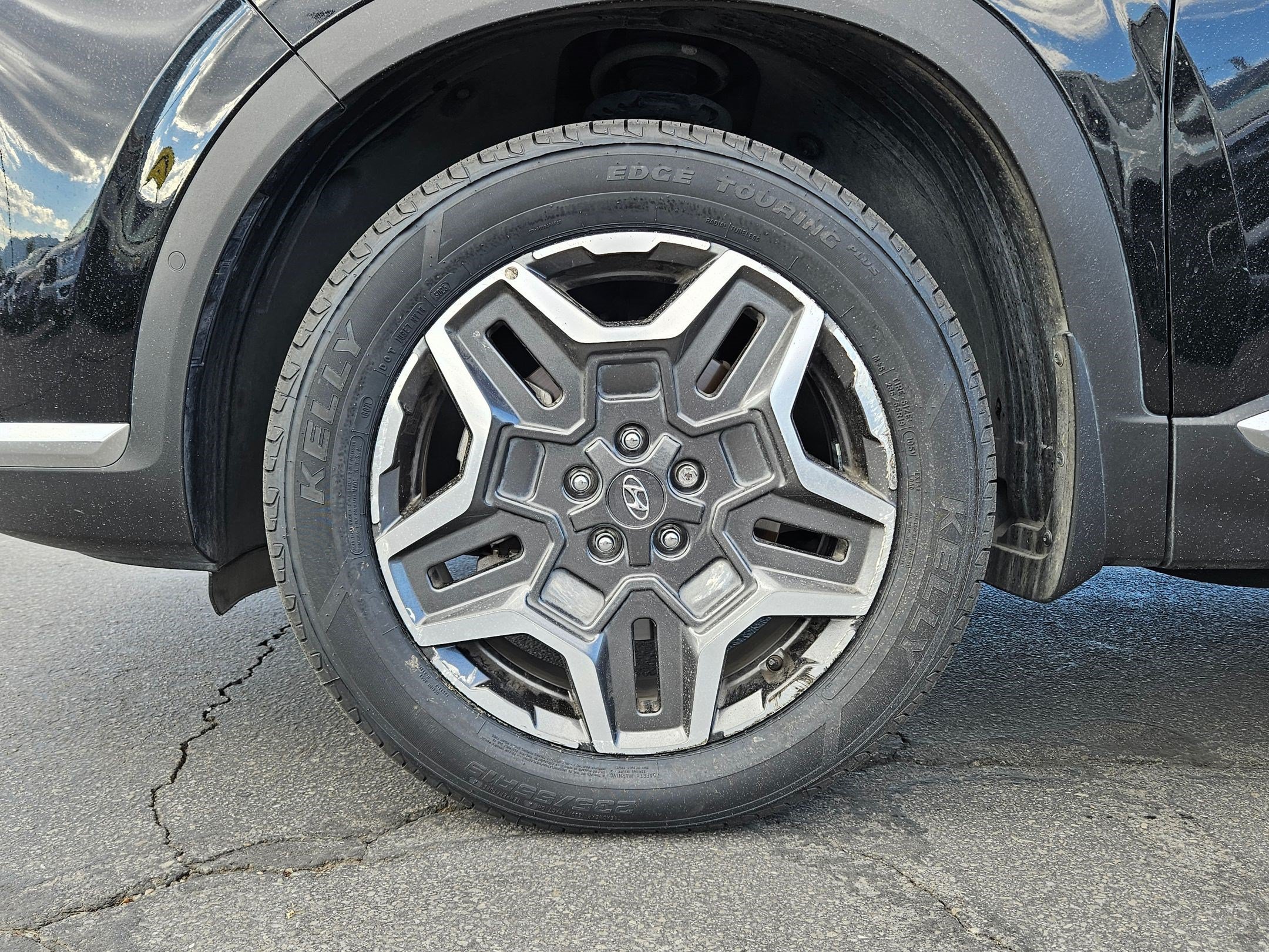 Used 2023 Hyundai Santa Fe Limited w/ Cargo Package AWD/4WD image 13