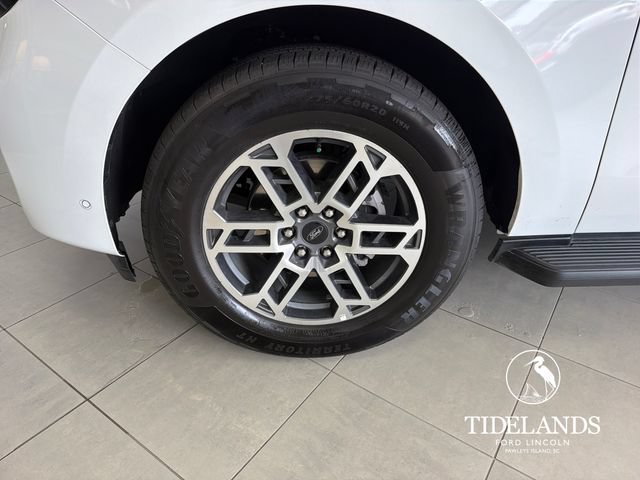 Certified 2025 Ford Expedition Active RWD image 32