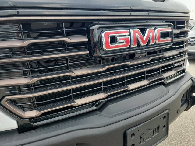 Used 2025 GMC Sierra 1500 AT4X AWD/4WD image 17