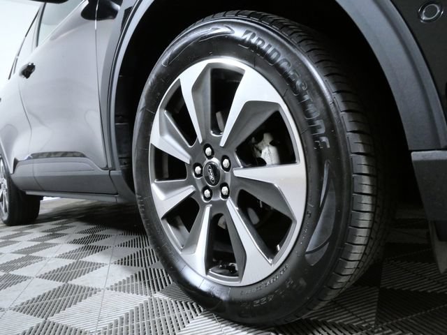 Certified 2023 Ford Escape Platinum w/ Premium Technology Package AWD/4WD image 26