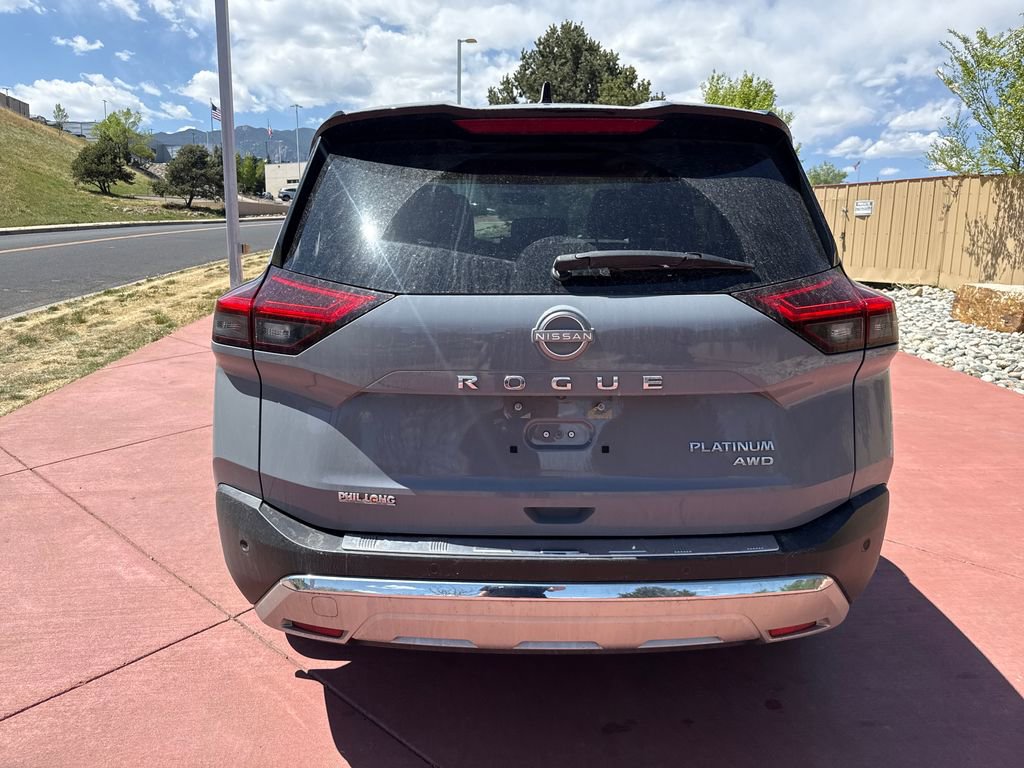 Used 2022 Nissan Rogue Platinum w/ Head-Up Display Package AWD/4WD image 6