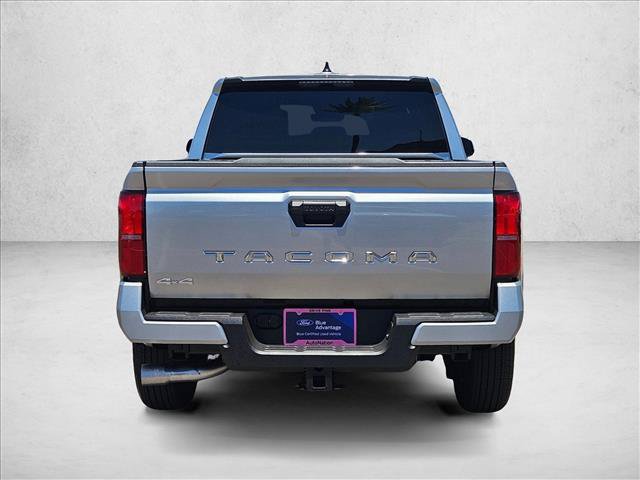 Used 2025 Toyota Tacoma SR5 AWD/4WD image 7