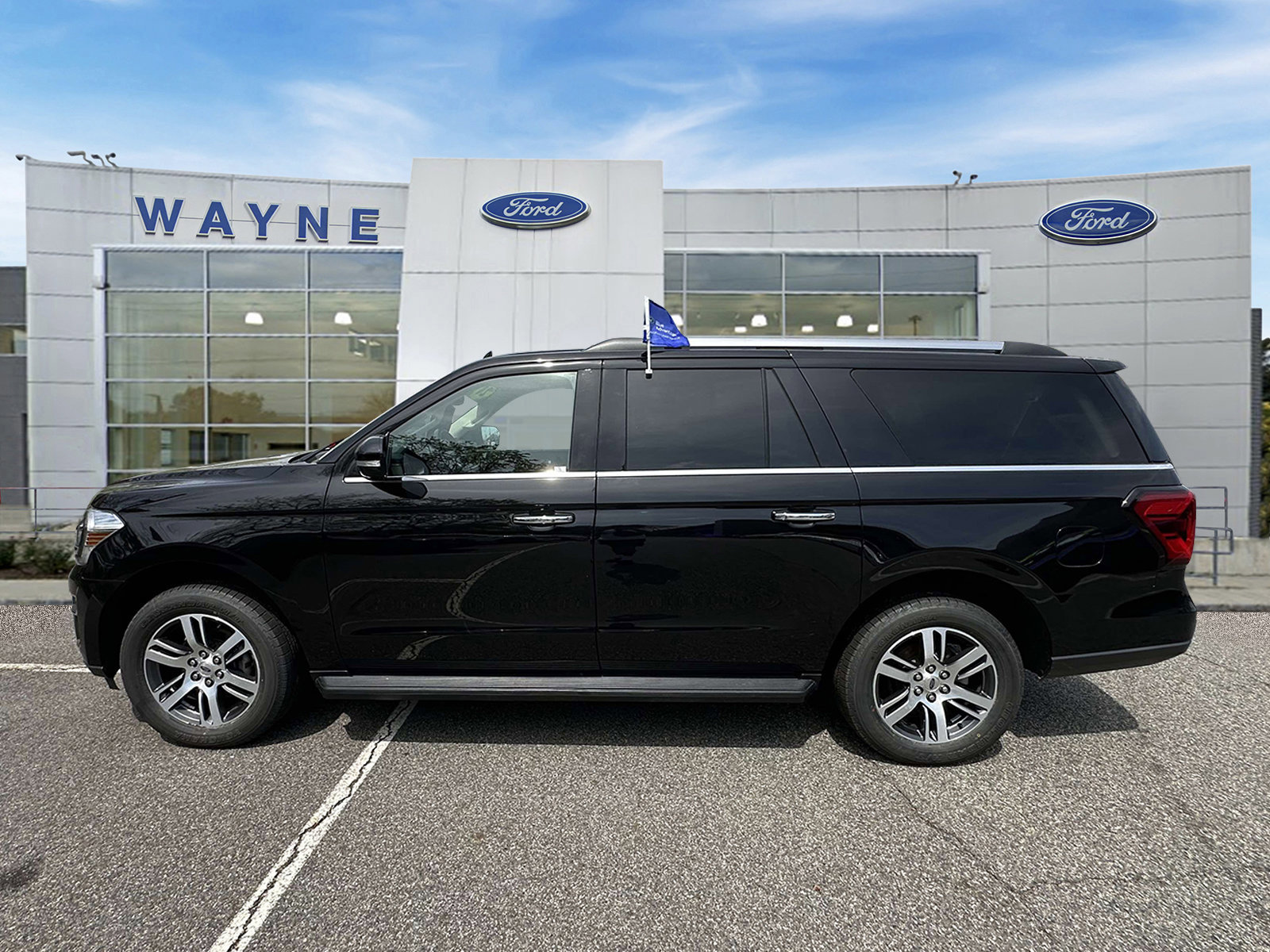 Certified 2024 Ford Expedition Max Limited AWD/4WD image 2