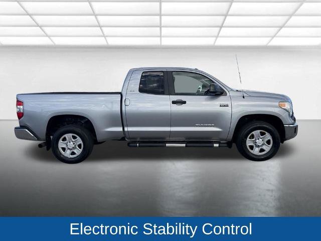 Used 2017 Toyota Tundra SR5 AWD/4WD image 12
