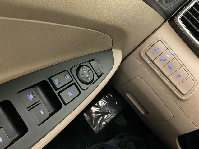 Used 2021 Hyundai Tucson Value w/ Cargo Package image 18