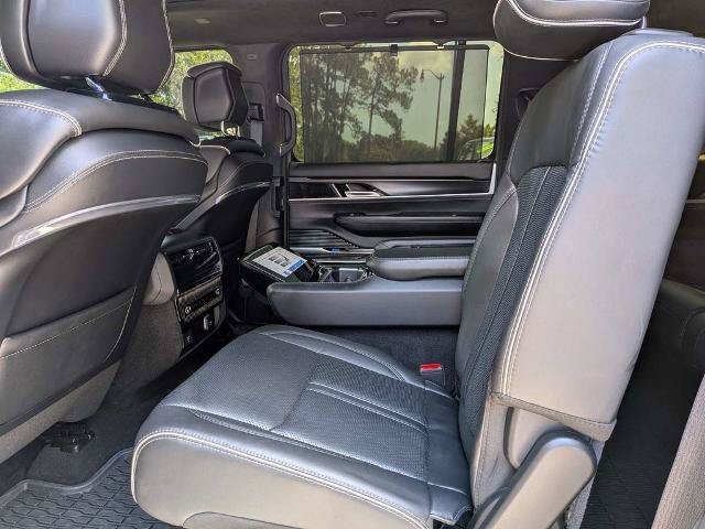 Used 2024 Jeep Grand Wagoneer Series II w/ Quick Order Packagew 28T AWD/4WD image 13