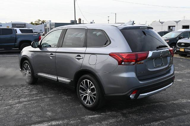 Used 2018 Mitsubishi Outlander ES FWD image 11