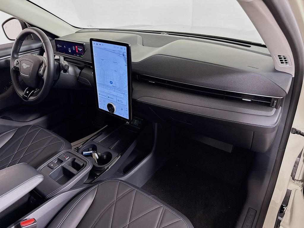 Certified 2025 Ford Mustang Mach-E Select w/ Comfort Package Lite image 29