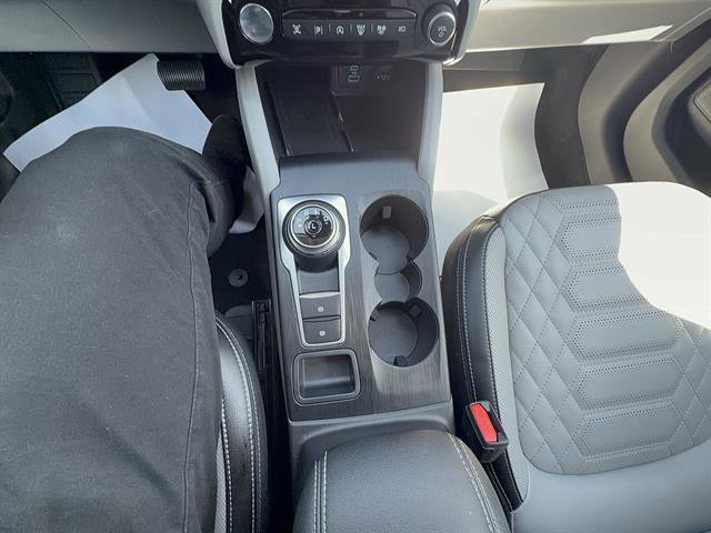 Certified 2023 Ford Escape Platinum w/ Premium Technology Package AWD/4WD image 18