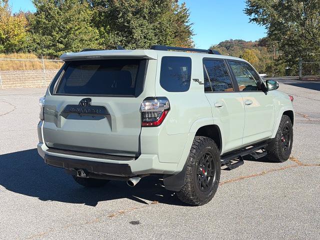 Used 2023 Toyota 4Runner TRD Off-Road Premium w/ Moonroof Package AWD/4WD image 3