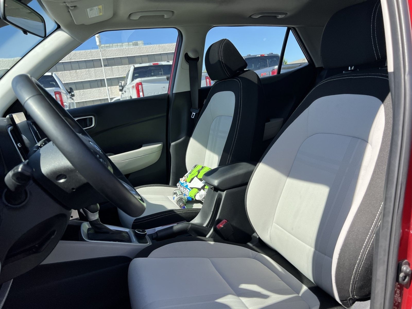Used 2023 Hyundai Venue SEL w/ Cargo Package FWD image 13