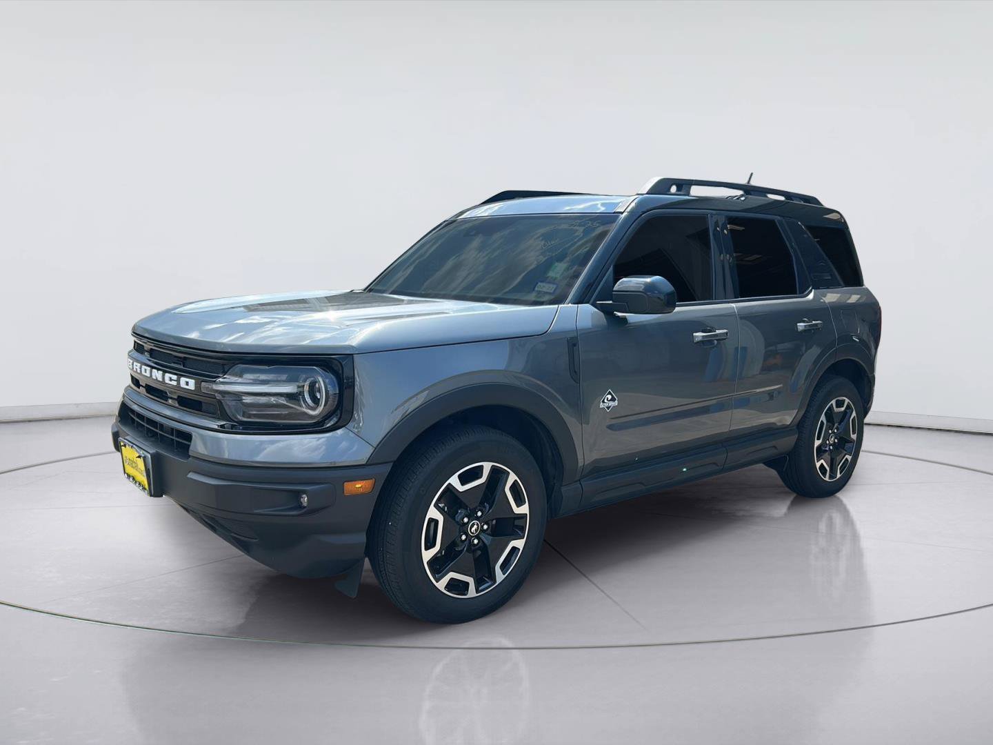 Certified 2024 Ford Bronco Sport Outer Banks w/ Tech Package AWD/4WD image 1